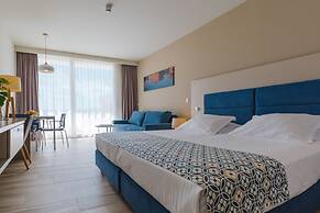 Romana Beach Resort