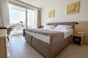 Romana Beach Resort
