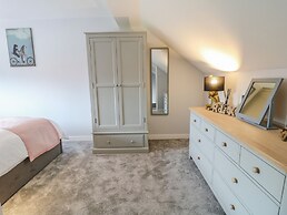 Broadway Cottage