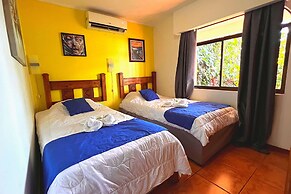 VAL HOTEL