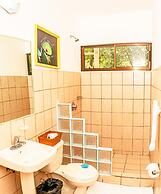 VAL HOTEL