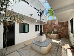 Aura Studios