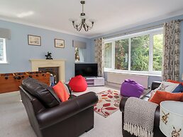 Raincliffe Manor