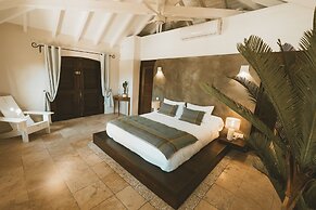 La Villa Hibiscus