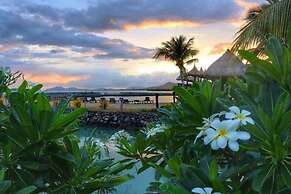 Golden Point Resort