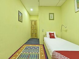 OYO 90535 Wakaf Bharu Inn