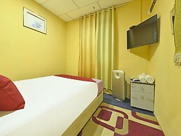 OYO 90535 Wakaf Bharu Inn