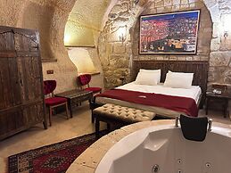 Under Cave Hotel