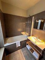 Hotel SPA Piscine le Petit Castel