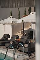 SOMNUS SUITES
