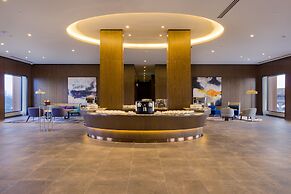 M Resort & Hotel