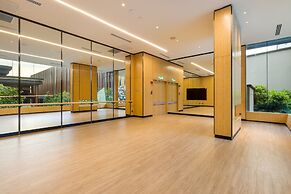 M Resort & Hotel