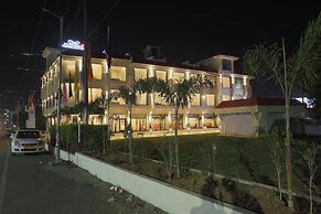 The Vaishnodevi Sarovar Portico