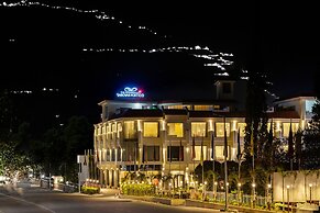 The Vaishnodevi Sarovar Portico