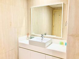 Luxurious Stay at the Walk JBR