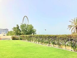 Luxurious Stay at the Walk JBR