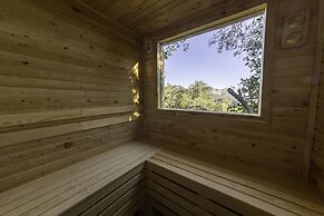Apa Mountain Lodge