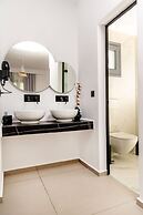 Alenor City Hotel
