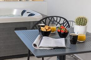 Alenor City Hotel