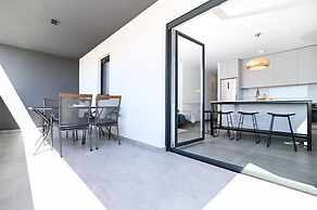 Laura apartment
