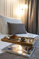 Velvet rooms & more