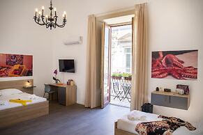 Ballarò Hotel