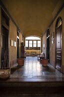 Ballarò Hotel