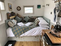 Fishermans Hut