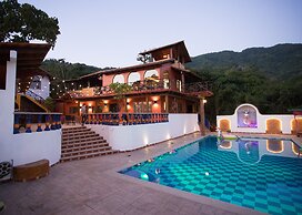 Amaria Villas