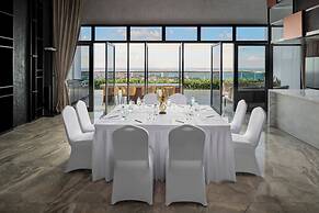 THE PENINSULA PHNOM PENH