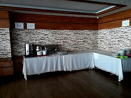 Beyaz Saray Hotel