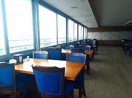 Beyaz Saray Hotel