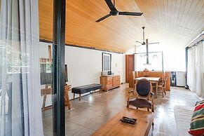 Velz Villa By Zuzu