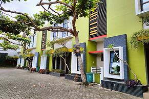 Lonari Hotel