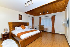 THE PREMIER SUITES