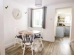 3 The Cottages
