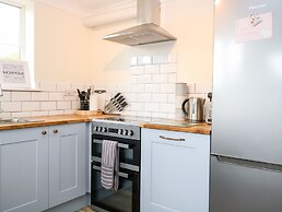 3 The Cottages