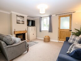 3 The Cottages