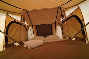 Bab Al Nojoum Hudayriyat Camp