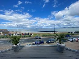 Eden Escapes Serviced Apartments