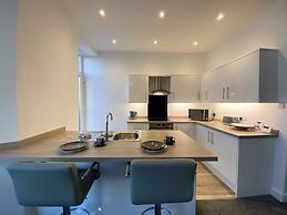 Eden Escapes Serviced Apartments