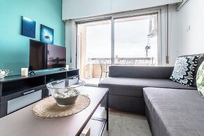 Sea-Esta Seaview Apartment