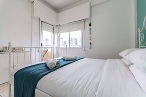 Sea-Esta Seaview Apartment