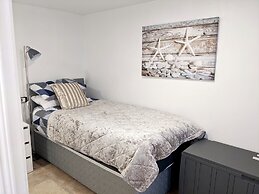 Forest View Impeccable two Bedroom House