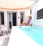 SERAPIAS SUITES
