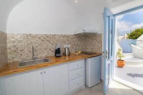 Sunborn Oia Suites