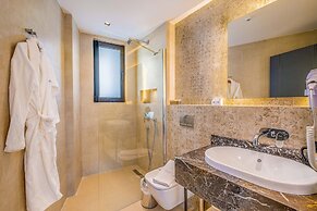 Seatown Hotel
