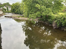 Riverbank Cottage Lake District, Double Balcony