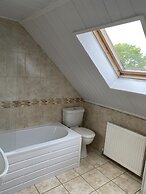 Riverbank Cottage Lake District, Double Balcony