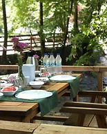 Feel & Live Hotel Villas Restaurant